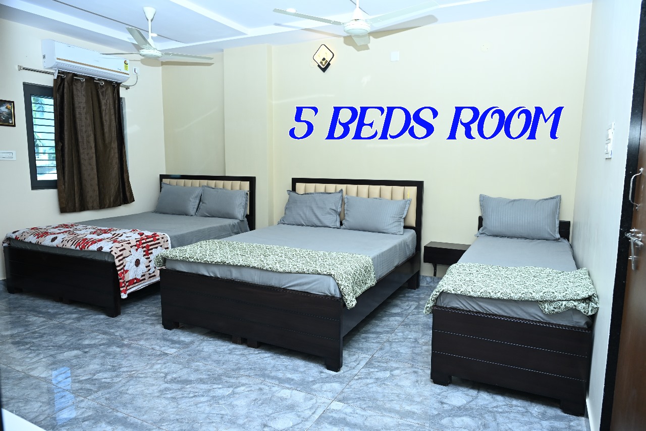 5 Bed AC Room